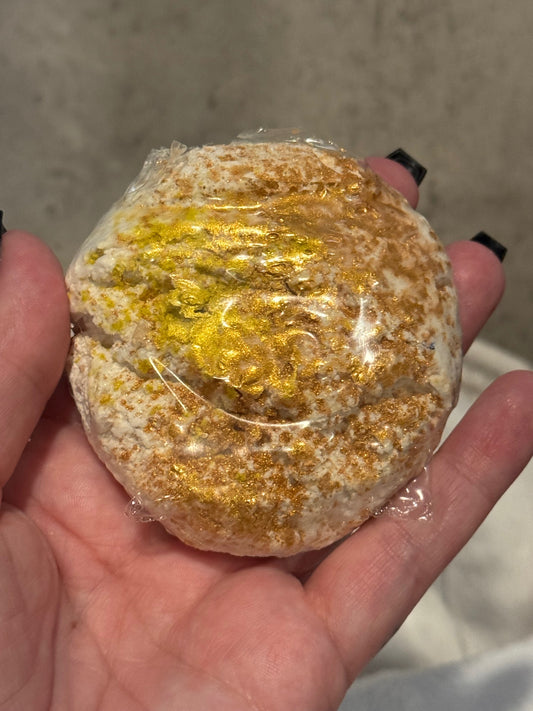 Lavender & Tea Tree Bath Truffle